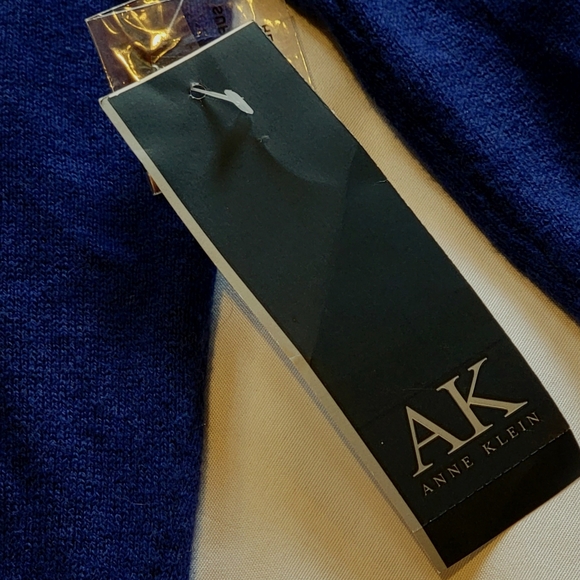 NWT Anne Klein cashmere blend pleated front cowl neck pullover sweater - Picture 6 of 12